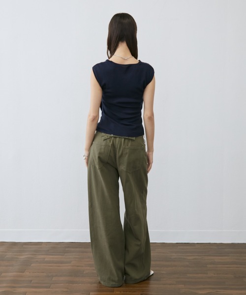 Rohwel（ローウェル）の「Back Belt Wide Pants / バックベルトワイドパンツ（チノパンツ・レディース・ベージュ/カーキ・MEDIUM/SMALL）」の5枚目の写真