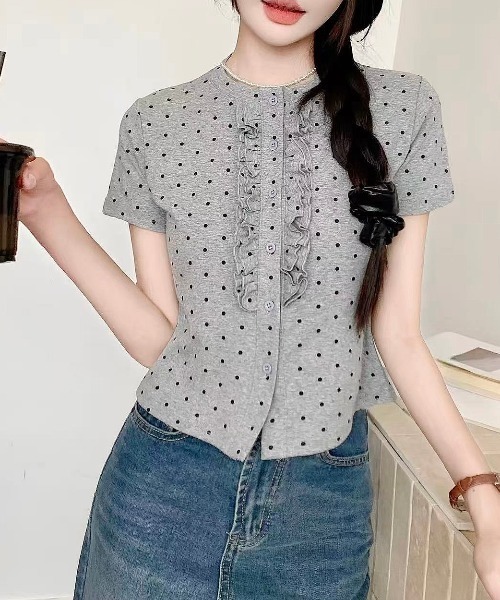 LADY LIKE（レディライク）の「【春夏新作】フロントフリル丸首半袖トップス（Tシャツ/カットソー・レディース・グレー/ブラック/ライトベージュ/ホワイト・M）」の21枚目の写真