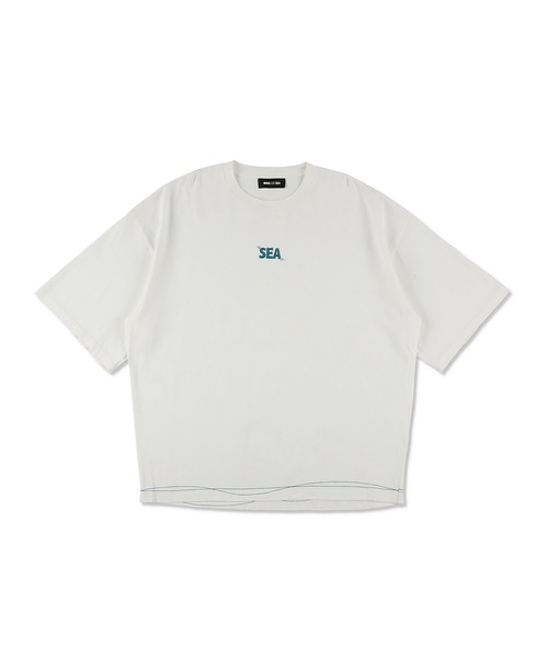 WIND AND SEA（ウィンダンシー）の「WAVE BLUE STITCH TEE（Tシャツ/カットソー・メンズ・ブラック/ホワイト/ブルー・LARGE/MEDIUM）」の2枚目の写真