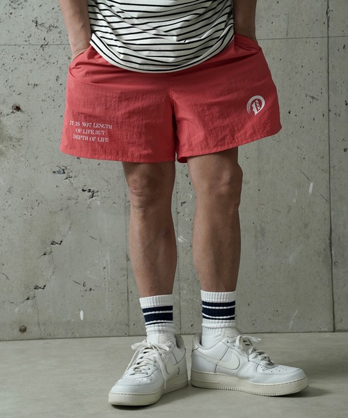 DEVILOCK(デビロック)の「DEVILOCK UTILITY NYLON SHORTS(その他パンツ・メンズ・ブルー/ブラック/チャコールグレー/ベージュ/レッド・LARGE/MEDIUM/SMALL)」の5枚目の写真