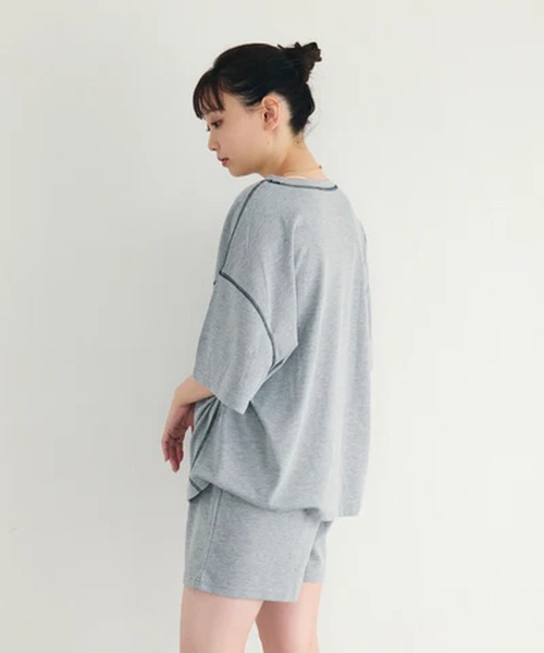 merrylatte(メリーラテ)の「配色ステッチTシャツ【IROHANI】(Tシャツ/カットソー・レディース・グレー・FREE)」の3枚目の写真