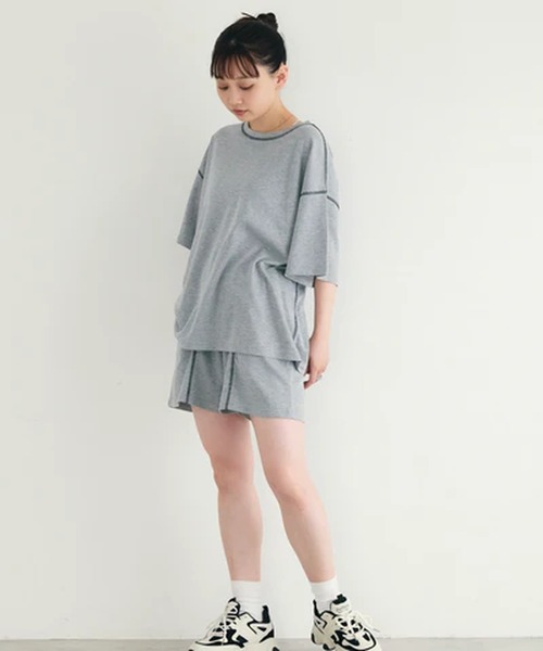 merrylatte(メリーラテ)の「配色ステッチTシャツ【IROHANI】(Tシャツ/カットソー・レディース・グレー・FREE)」の9枚目の写真