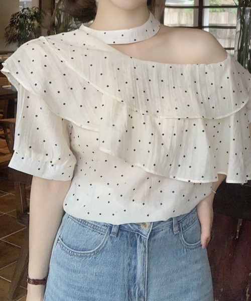 mielu(ミエル)の「ドットアシメフリルデザインブラウス(シャツ/ブラウス・レディース・ホワイト・SMALL/MEDIUM/LARGE)」の2枚目の写真