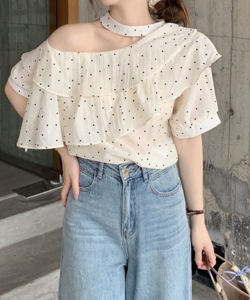 mielu(ミエル)の「ドットアシメフリルデザインブラウス(シャツ/ブラウス・レディース・ホワイト・SMALL/MEDIUM/LARGE)」の3枚目の写真