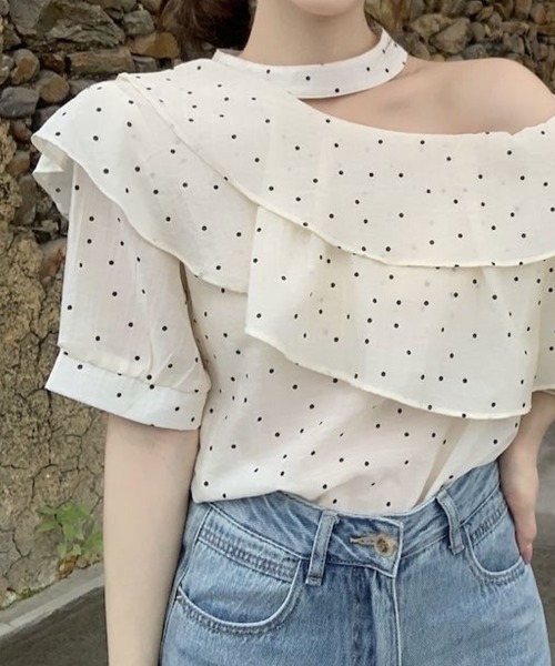 mielu(ミエル)の「ドットアシメフリルデザインブラウス(シャツ/ブラウス・レディース・ホワイト・SMALL/MEDIUM/LARGE)」の6枚目の写真