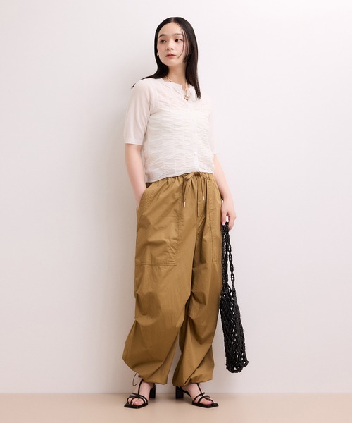 ADAM ET ROPE'(アダムエロペ)の「【WEB限定】シアーシャーリングカーディガン(カーディガン/ボレロ・レディース・ホワイト/ブラック/サックスブルー・FREE)」の5枚目の写真