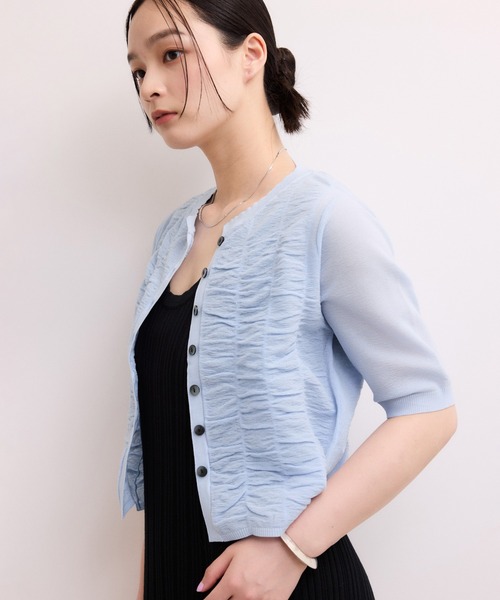 ADAM ET ROPE'(アダムエロペ)の「【WEB限定】シアーシャーリングカーディガン(カーディガン/ボレロ・レディース・ホワイト/ブラック/サックスブルー・FREE)」の13枚目の写真