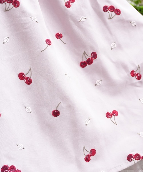 axes femme POETIQUE（アクシーズファムポエティック）の「チェリー×ローズ刺繍ＪＳＫ（ワンピース・レディース・ブラック/キナリ/ピンク・MEDIUM）」の8枚目の写真
