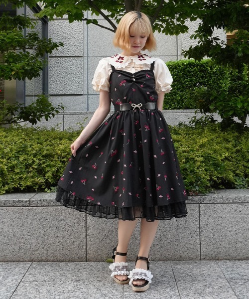 axes femme POETIQUE（アクシーズファムポエティック）の「チェリー×ローズ刺繍ＪＳＫ（ワンピース・レディース・ブラック/キナリ/ピンク・MEDIUM）」の14枚目の写真