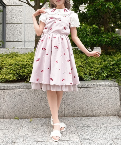 axes femme POETIQUE（アクシーズファムポエティック）の「チェリー×ローズ刺繍ＪＳＫ（ワンピース・レディース・ブラック/キナリ/ピンク・MEDIUM）」の4枚目の写真