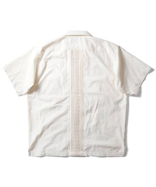 HOUSTON(ヒューストン)の「HOUSTON キューバシャツ(BOTANICAL)(シャツ/ブラウス・メンズ・ブルー/オフホワイト/ブラック・MEDIUM/X-LARGE/XX-LARGE/LARGE)」の6枚目の写真