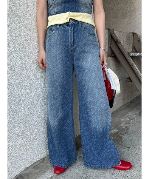 lanan select（ラナンセレクト）の「ウォッシュ加工 バンドゥ ワイドパンツ デニムセットアップ（セットアップ・レディース・ブルー・S）」の5枚目の写真