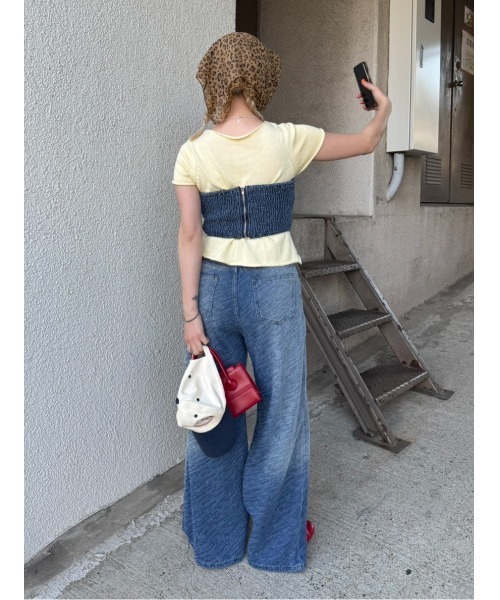 lanan select（ラナンセレクト）の「ウォッシュ加工 バンドゥ ワイドパンツ デニムセットアップ（セットアップ・レディース・ブルー・S）」の4枚目の写真