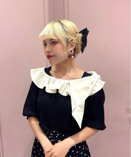 an another angelus(アンアナザーアンジェラス)の「ラッフルリボンニットプルオーバー/fint フィント(ニット/セーター・レディース・アイボリー/ブラック×ホワイト・FREE)」の14枚目の写真
