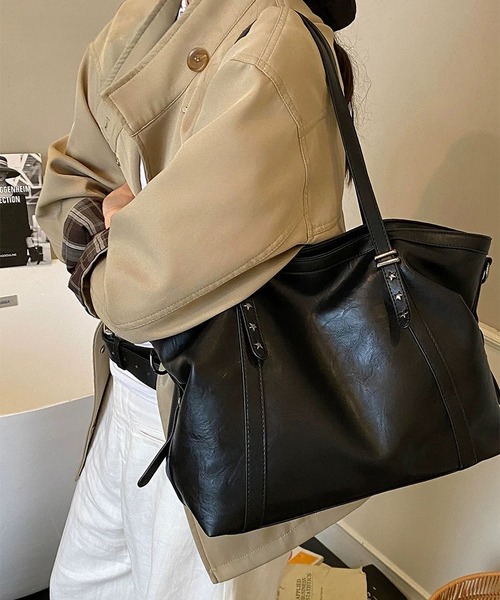 LA VORAGINE(ラ ヴォラジネ)の「レトロ PU ソフトレザー トートバッグ 2WAY 大容量(トートバッグ・レディース・C/Black・FREE)」の9枚目の写真