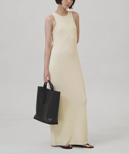 TODAYFUL(トゥデイフル)の「Pencil Knit Dress 12610315(ワンピース・メンズ・ブラック/オフホワイト・38/36)」の2枚目の写真