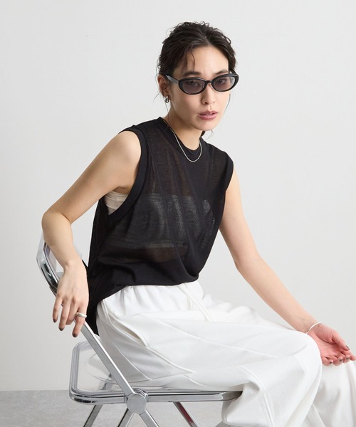 STELLA FISH(ステラフィッシュ)の「涼しげに着映える。シアーノースリーブサマーニット / レイヤードトップス(ニット/セーター・レディース・ピンク/ホワイト/ブラック・FREE)」の3枚目の写真