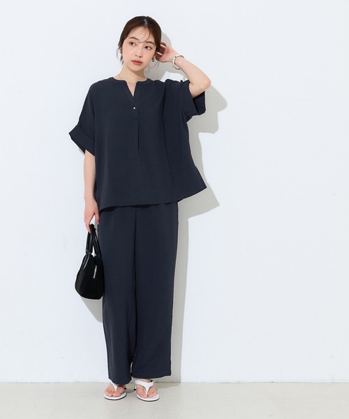 coca（coca）（コカ）の「シボサテン スキッパーブラウス（シャツ/ブラウス・レディース・ネイビー/カーキ・M/L）」の3枚目の写真