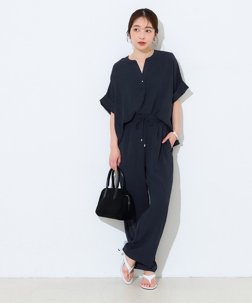 coca（coca）（コカ）の「シボサテン スキッパーブラウス（シャツ/ブラウス・レディース・ネイビー/カーキ・M/L）」の7枚目の写真