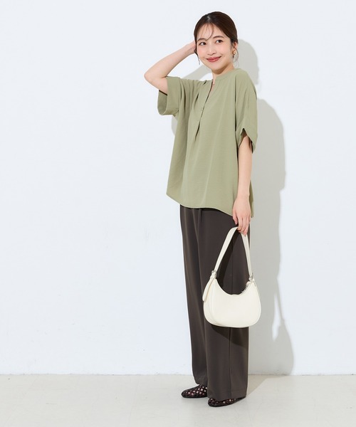 coca（coca）（コカ）の「シボサテン スキッパーブラウス（シャツ/ブラウス・レディース・ネイビー/カーキ・M/L）」の13枚目の写真