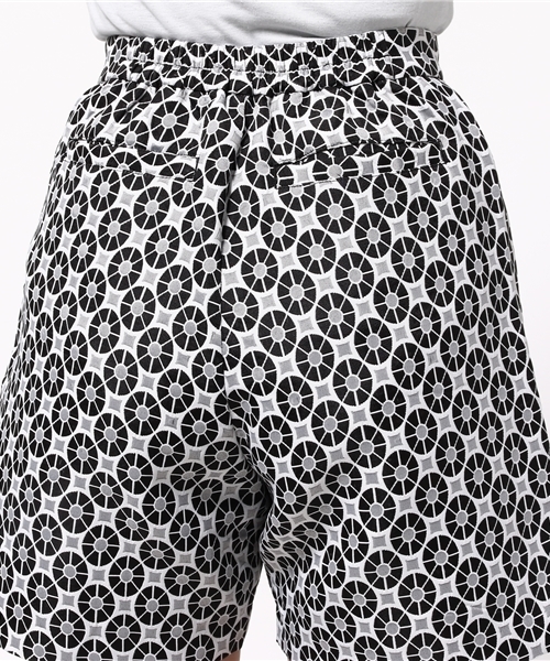OUTLET（アウトレット）の「【mystic】小紋柄ショートパンツ（その他パンツ・レディース・ブラック/ネイビー・FREE）」の10枚目の写真