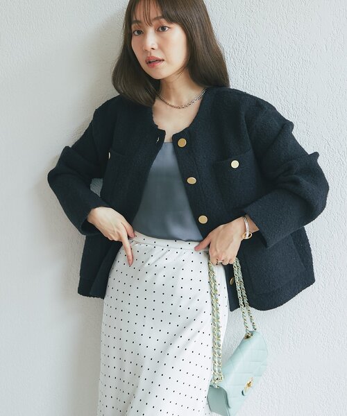 La boutique BonBon(ラブティックボンボン)の「【再販・軽く羽織れる】ブークレ接結ニットジャケットカーディガン(ノーカラージャケット・レディース・ブラック/ピンク/オフホワイト・FREE)」の12枚目の写真