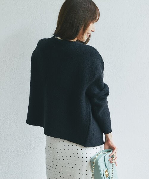 La boutique BonBon(ラブティックボンボン)の「【再販・軽く羽織れる】ブークレ接結ニットジャケットカーディガン(ノーカラージャケット・レディース・ブラック/ピンク/オフホワイト・FREE)」の13枚目の写真