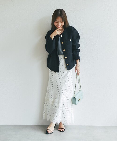 La boutique BonBon(ラブティックボンボン)の「【再販・軽く羽織れる】ブークレ接結ニットジャケットカーディガン(ノーカラージャケット・レディース・ブラック/ピンク/オフホワイト・FREE)」の16枚目の写真