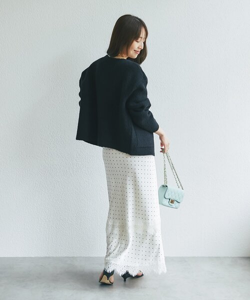 La boutique BonBon(ラブティックボンボン)の「【再販・軽く羽織れる】ブークレ接結ニットジャケットカーディガン(ノーカラージャケット・レディース・ブラック/ピンク/オフホワイト・FREE)」の18枚目の写真
