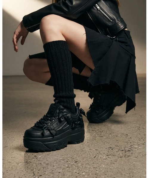 FILA(フィラ)の「DISRUPTOR 2 WEDGE RB / ディスラプター2ウェッジアールビー(スニーカー・レディース・ブラック・23.5cm/24.0cm/24.5cm)」の1枚目の写真