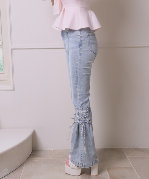 LIPSERVICE(リップサービス)の「サイドレースアップフレアデニムパンツ(デニムパンツ・レディース・グレー/インディゴブルー/ブルー系その他・S/M/XS)」の5枚目の写真
