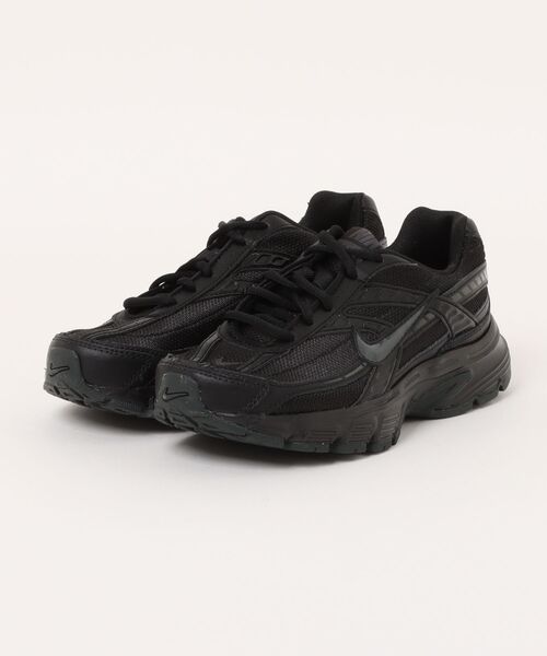 NIKE(ナイキ)の「NIKE ナイキ WMNS INITIATOR レディーススニーカー ランニングシューズ(ウィメンズイニシエーター) 394053-005 ブラック/ダークスモークグレー(スニーカー・レディース・ブラック×ブラック・23.0cm/23.5cm/24.0cm/24.5cm/25.0cm/22.5cm)」の1枚目の写真