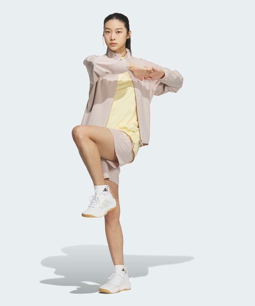 adidas(アディダス)の「トレーニング エッセンシャルズ プラス ルーズフィット ストレッチ ウーブン ショーツ / ハーフパンツ / アディダス adidas(その他パンツ・レディース・ベージュ・XX-LARGE/LARGE/MEDIUM/SMALL/X-LARGE)」の5枚目の写真