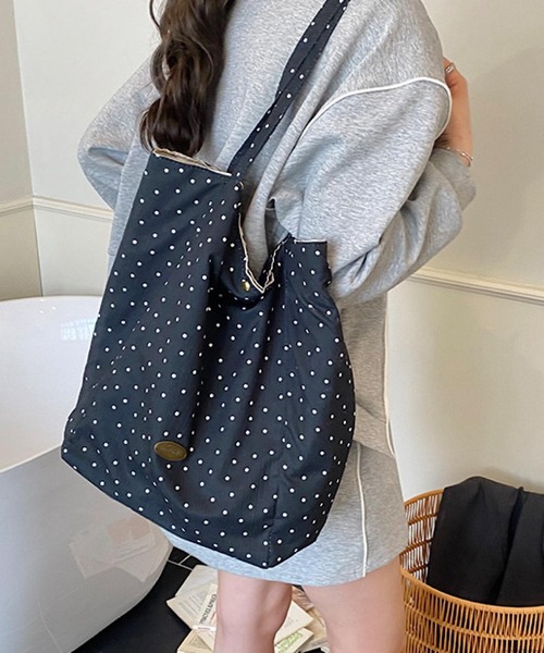TONE SELECT GOODS（トーンセレクトグッズ）の「Liaa/ドット ギンガムチェック カラー トートバッグ A18842（トートバッグ・レディース・ブルー/レッド/イエロー/ブラック/その他1/ホワイト・FREE）」の3枚目の写真