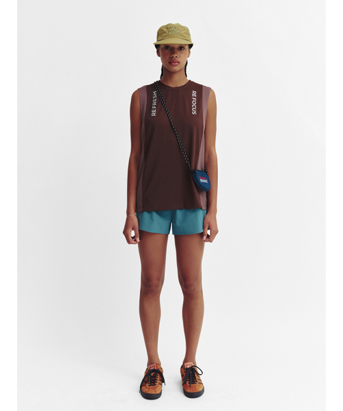 MENASOO(ミナス)の「Refocus Mesh Sleeveless Top_Brown(Tシャツ/カットソー・レディース・ブラウン・1/2)」の3枚目の写真