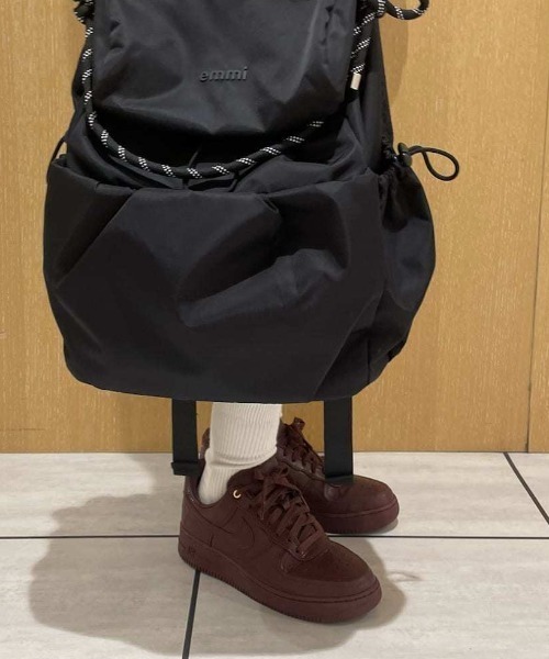 NIKE(ナイキ)の「【NIKE meets emmi】W AIR FORCE 1 '07(スニーカー・レディース・ブラウン・23/23.5/24/24.5/25/25.5)」の12枚目の写真