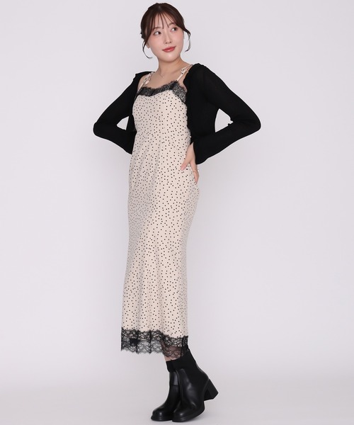 MISCH MASCH（ミッシュマッシュ）の「2026秋冬新作 フリルニットカーデ×レーストリミングアソート柄キャミワンピース（ワンピース・レディース・ブラック/ベージュ/イエロー・ﾌﾘ-）」の8枚目の写真