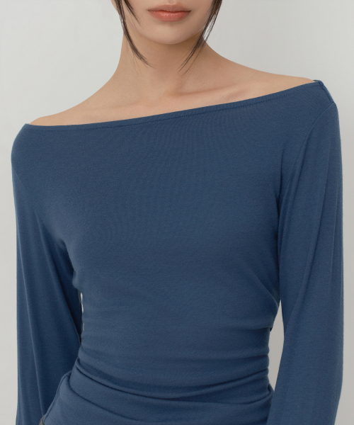 MUSINSA STANDARD WOMAN（ムシンサスタンダードウーマン）の「ウィメンズウールテンセルオフショルダー長袖Tシャツ[ミッドナイトブルー]（Tシャツ/カットソー・レディース・その他・X-SMALL/SMALL/MEDIUM/LARGE）」の3枚目の写真