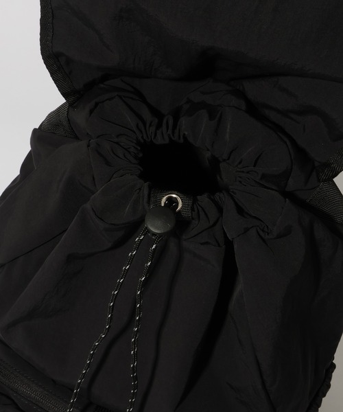 MUCENT(ムセント)の「【MUCENT/ムセント】NOVE WIDE POCKET BACK PACK UNISEX/ノーブ ワイドポケットバックパック(バックパック/リュック・レディース・ブラック・FREE)」の3枚目の写真