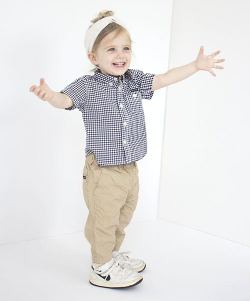 quoti use fith（クゥオティ　ユース　フィス）の「半袖シャツ（シャツ/ブラウス・キッズ・ブラック/ブルー/グレー・80/90/110/130/100/120）」の2枚目の写真