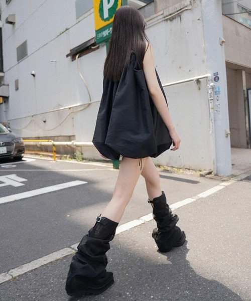 POOLDE(プールデ)の「SHEER MELTED BOOTS(ブーツ・レディース・ブラック/ベージュ・37/38)」の6枚目の写真