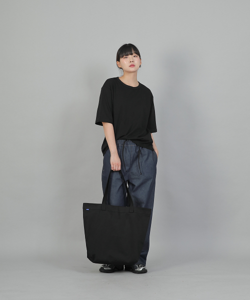 SAINTCREW（セントクルー）の「ビッグサイズトラペーズエコバッグ TBE-163 ブラック（エコバッグ/サブバッグ・レディース・その他・フリー）」の6枚目の写真