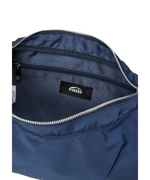 EMIS(イミス)の「TONAL 2WAY SHOULDER BAG(ショルダーバッグ・レディース・ネイビー・FREE)」の11枚目の写真