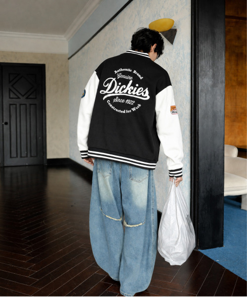 Dickies(ディッキーズ)の「【Genuine Dickies/ジェニュインディッキーズ】サガラ刺繍ビッグロゴ ポンチスタジャン/ルーズシルエット 配色ワッペンブルゾン ユニセックス(スタジャン・メンズ・ブラック/ネイビー・MEDIUM/X-LARGE/LARGE)」の10枚目の写真