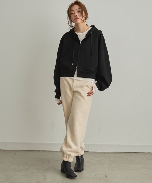 Trish(トリッシュ)の「フリースバルーンパンツ(その他パンツ・レディース・チャコールグレー/アイボリー/ブラウン・MEDIUM)」の15枚目の写真