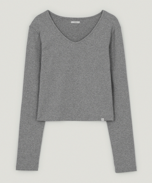 TWEE(トゥウィー)の「ルアル ベーシック Vネック長袖Tシャツ(Tシャツ/カットソー・レディース・チャコールグレー/ブラック・FREE)」の7枚目の写真