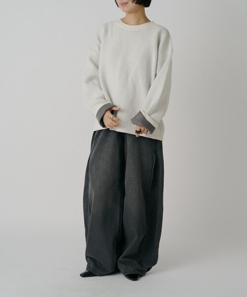 goocy(グーシー)の「サイドタックワイドデニムパンツ(デニムパンツ・レディース・ブルー/ブラック・MEDIUM/SMALL)」の4枚目の写真