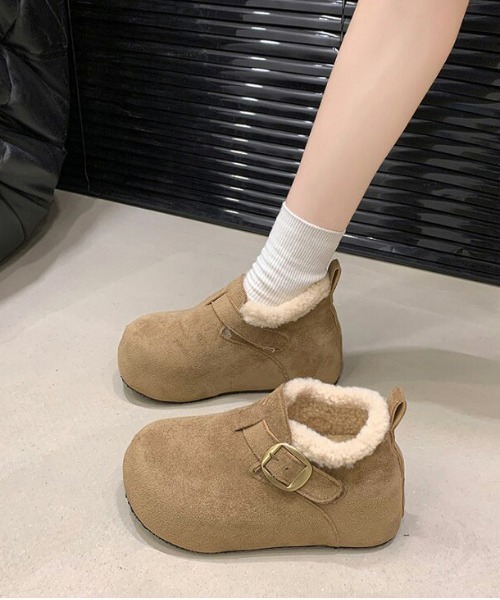 AMELY(エミリー)の「エコムートン ベルト ボアシューズ/サボ/厚底/スリッポン(スリッポン・レディース・カーキブラウン/ブラウン/キャメル・40/39/36/35/38/37)」の7枚目の写真
