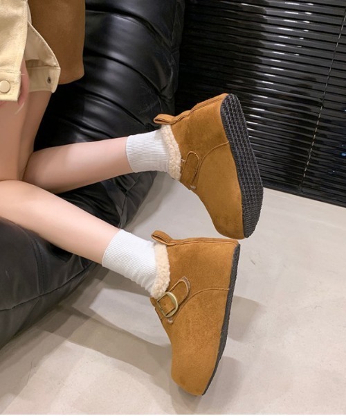 AMELY(エミリー)の「エコムートン ベルト ボアシューズ/サボ/厚底/スリッポン(スリッポン・レディース・カーキブラウン/ブラウン/キャメル・40/39/36/35/38/37)」の5枚目の写真