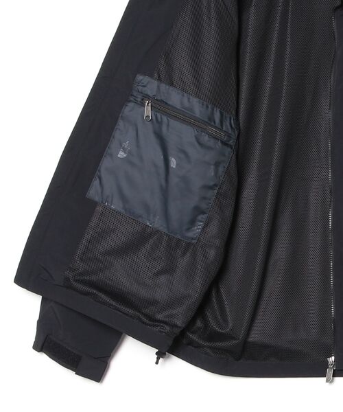 THE NORTH FACE(ザノースフェイス)の「Field Utility Jacket NP22533_1(ブルゾン・メンズ・カーキ/ブラック・X-LARGE/LARGE/MEDIUM/SMALL)」の4枚目の写真